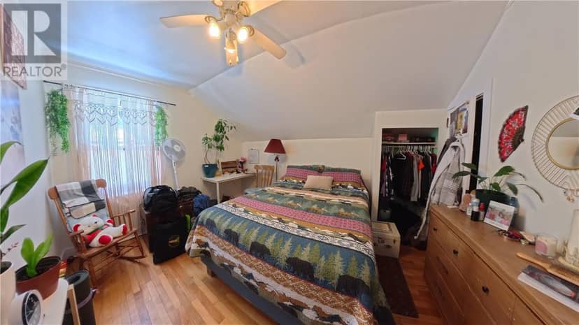 1021 Crescent Street Unit# A & B — photo 29 of 38