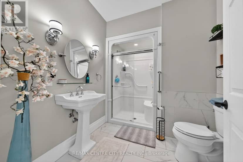 2301 Townline Road — photo 36 of 40