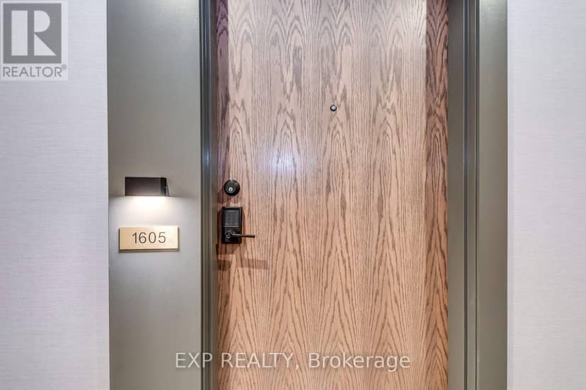 1605 - 1035 Southdown Road — photo 5 of 37