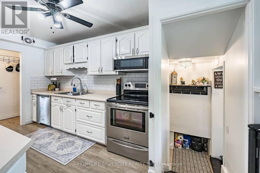 404 Andrew Street — photo 12 of 40