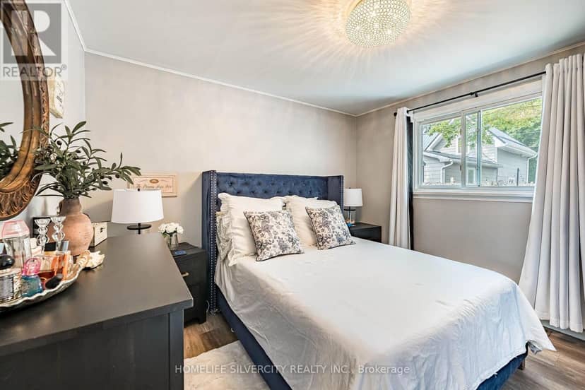 404 Andrew Street — photo 18 of 40