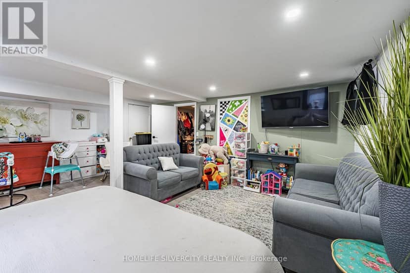 404 Andrew Street — photo 36 of 40