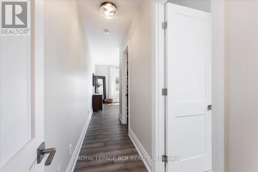 3 Nipigon Street — photo 16 of 40