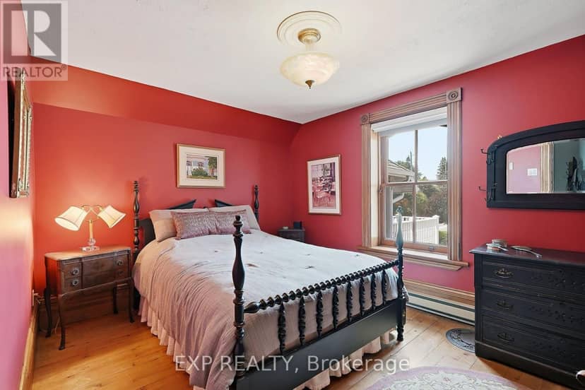 702 Dollard Street — photo 24 of 40