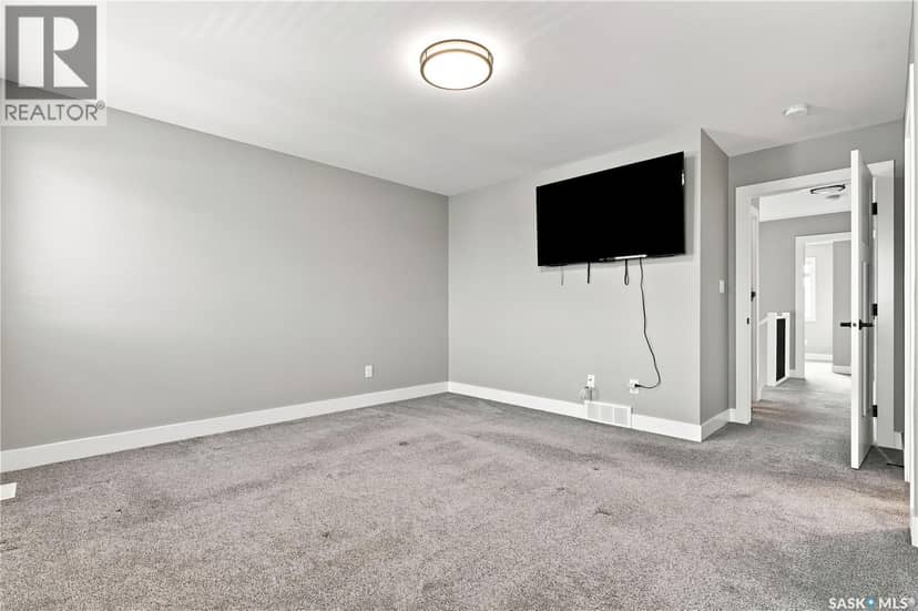 247 Thakur STREET — photo 31 of 40