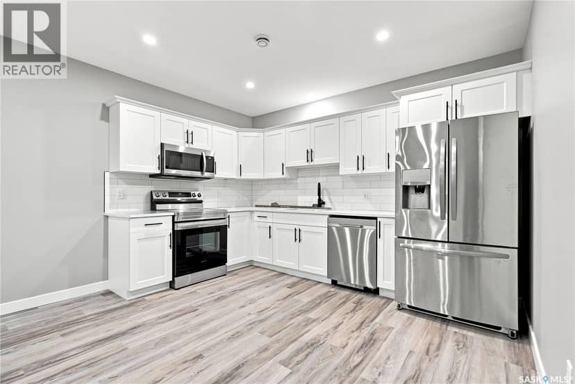 247 Thakur STREET — photo 36 of 40