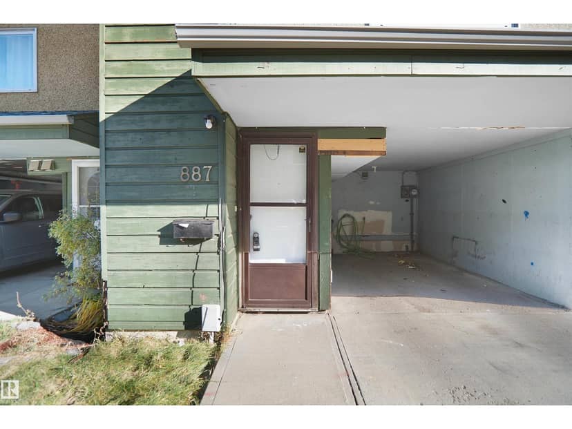 887 Abbottsfield Rd NW, Edmonton, photo 2