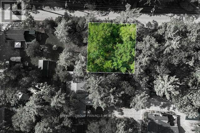 79 Irene Avenue — photo 7 of 8