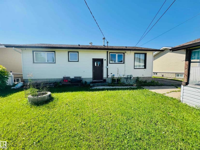 4210 48 AV — photo 23 of 23