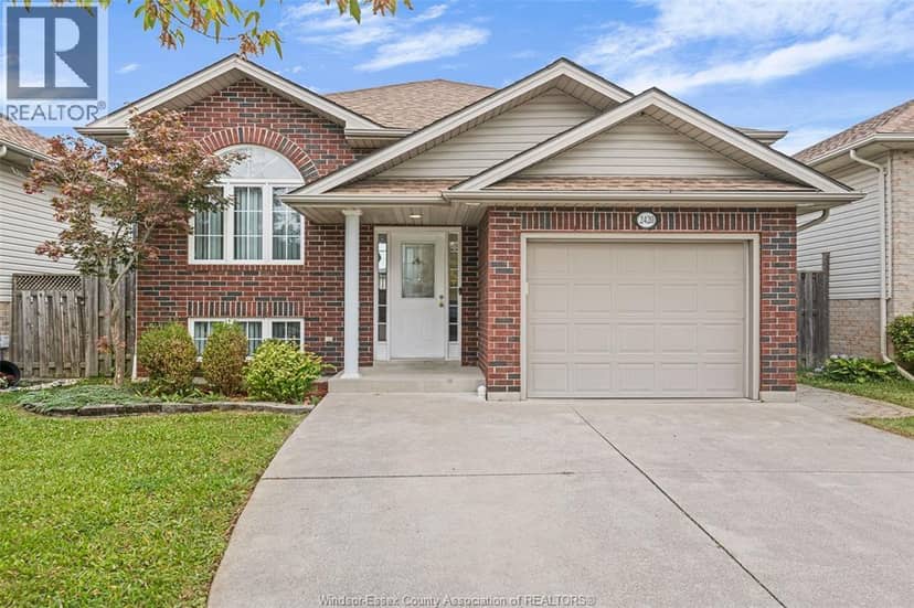 2420 Venetian Avenue — photo 1 of 37