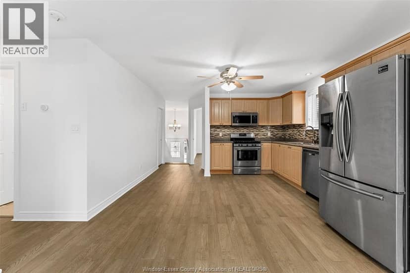 2420 Venetian Avenue — photo 11 of 37