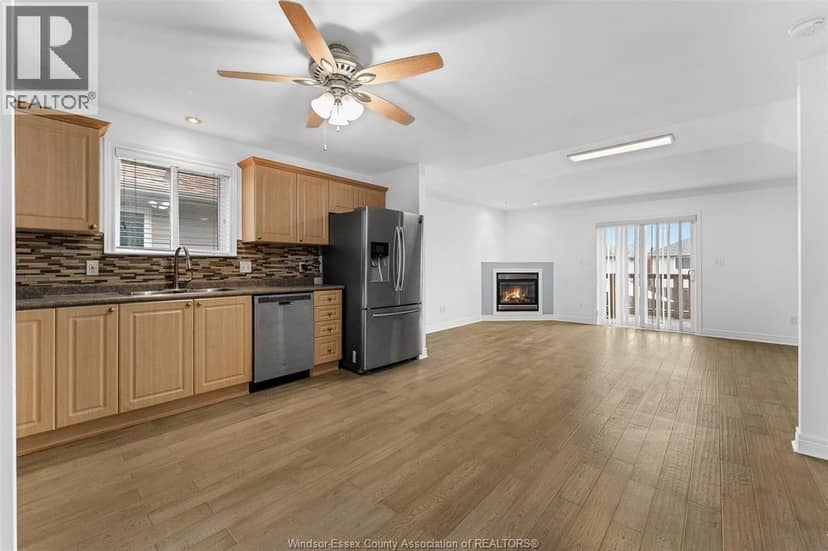 2420 Venetian Avenue — photo 12 of 37