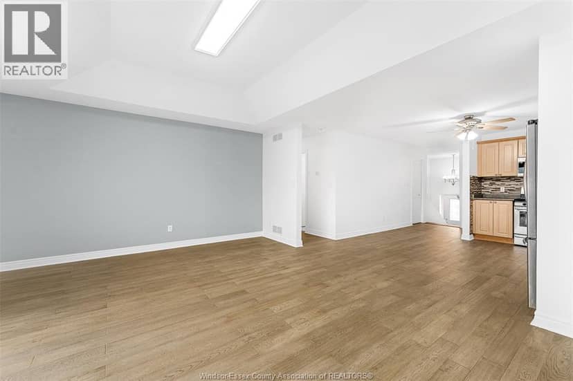 2420 Venetian Avenue — photo 9 of 37