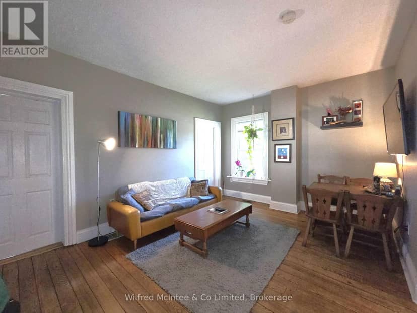 569 Eugenie Street — photo 12 of 18