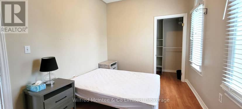 569 Eugenie Street — photo 9 of 18