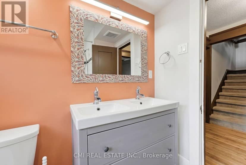 1 - 1031 Carling Avenue — photo 19 of 40