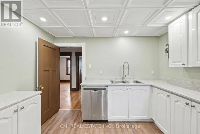 1 - 1031 Carling Avenue — photo 29 of 40