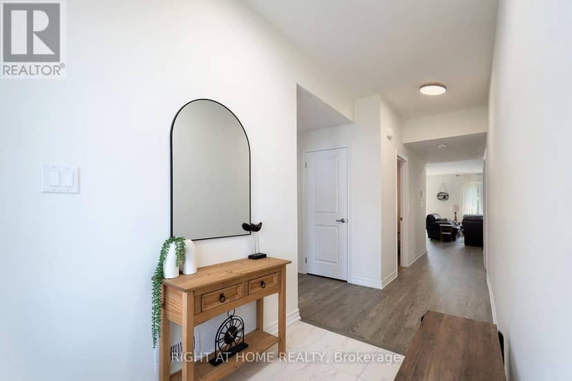 19 Hillcroft Way — photo 7 of 36