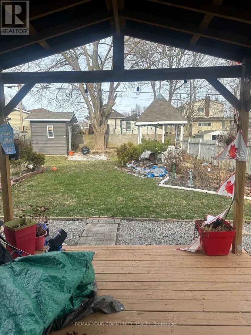 57 Fernhill Boulevard — photo 3 of 40