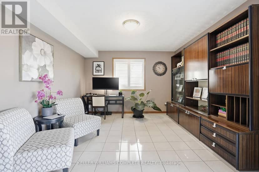 32 Highbury Drive — photo 16 of 40