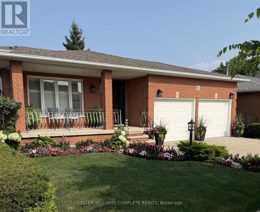 32 Highbury Drive — photo 2 of 40