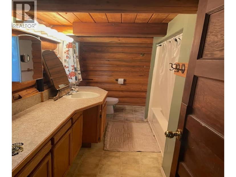 7755 LITTLE FORT 24 HIGHWAY, 100 Mile House, photo 6