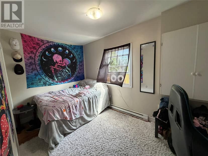 8 St Clare Avenue — photo 7 of 12