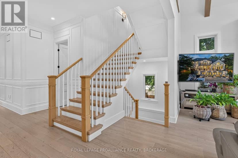 86 Macdonnell Street — photo 22 of 40