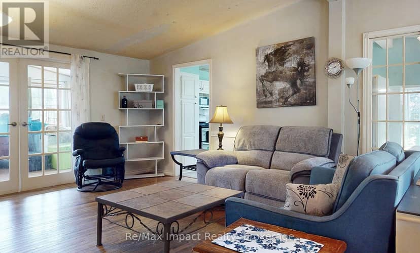1004 Broomfield Road — photo 12 of 26
