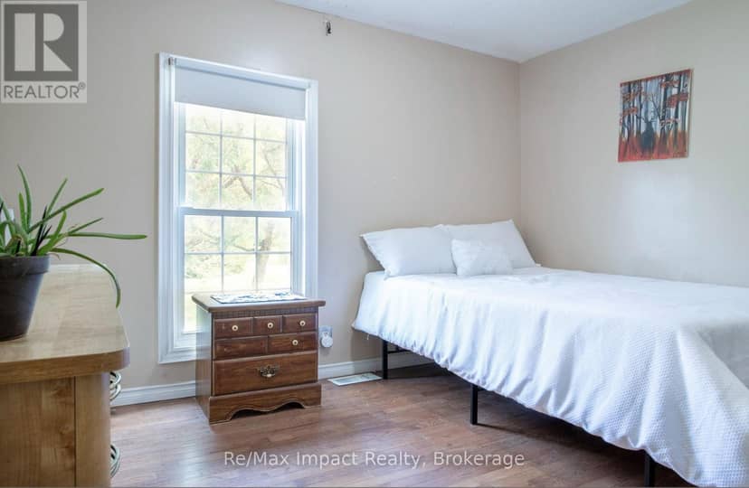 1004 Broomfield Road — photo 17 of 26