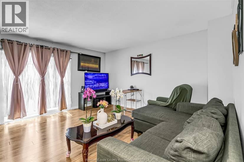 2994 Meadowbrook LANE Unit# 2 — photo 5 of 26