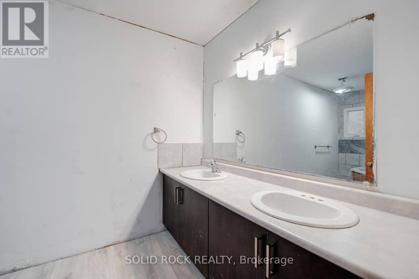 8699 Dale Road — photo 14 of 29