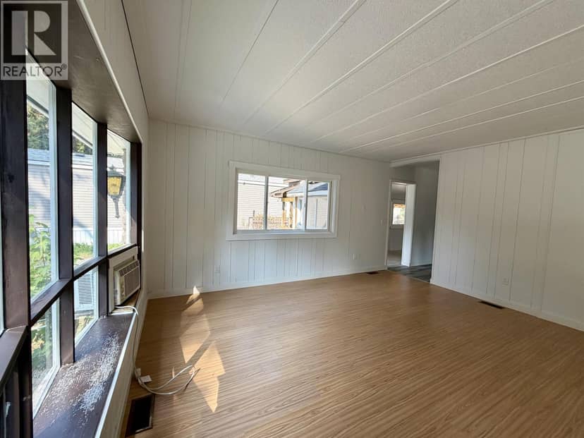 9 4620 LOWRIE AVENUE, Terrace, photo 7