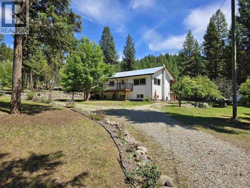 2435 SANDBERG ROAD, Williams Lake