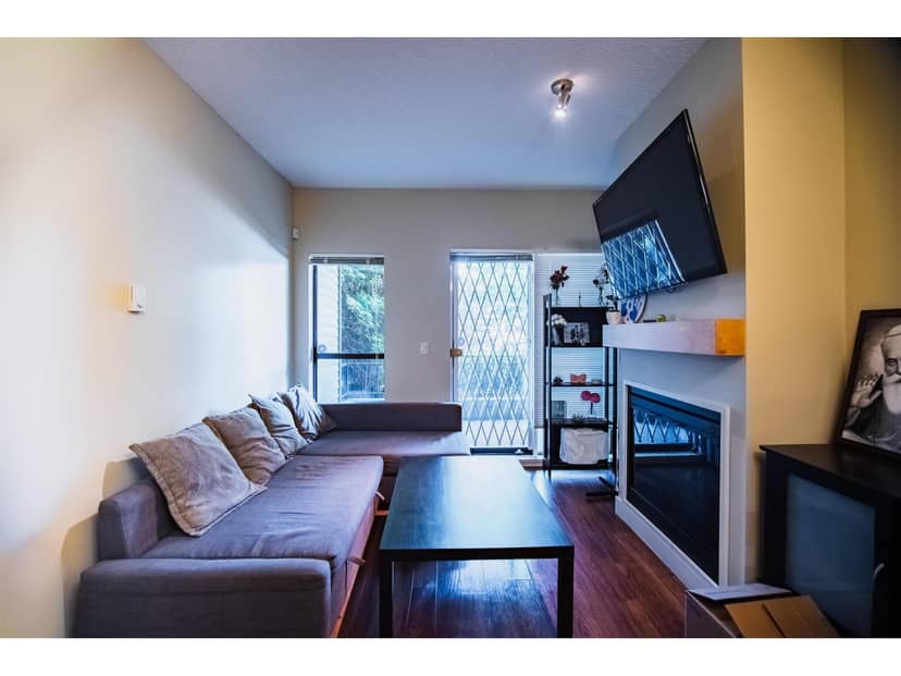 124 10838 CITY PARKWAY, Surrey, photo 6