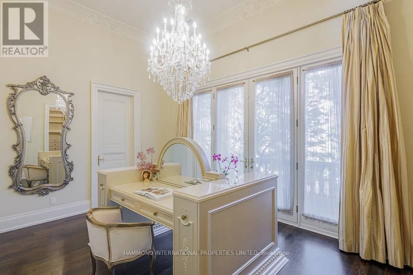32 Arjay Crescent — photo 23 of 39