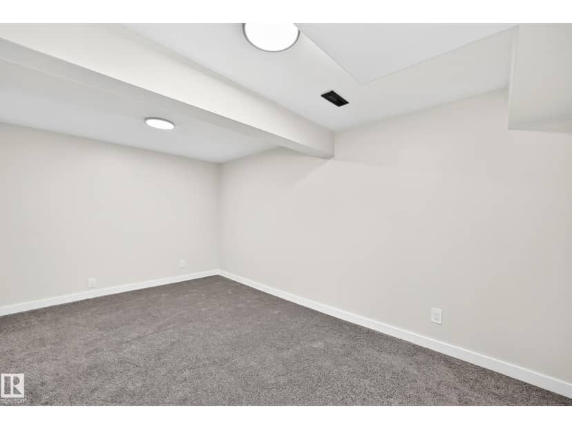 5535 144A AV NW — photo 37 of 40