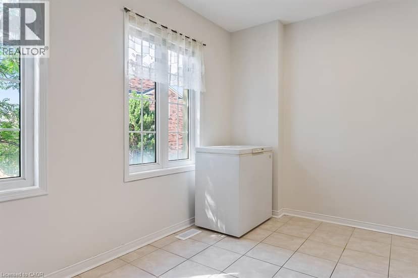 8 JIM BAIRD Mews — photo 30 of 40