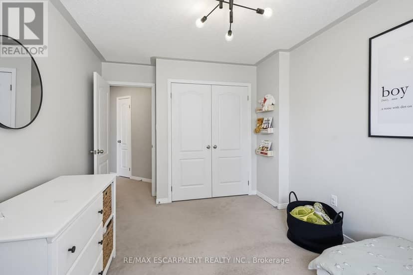 221 Nisbet Boulevard — photo 35 of 40