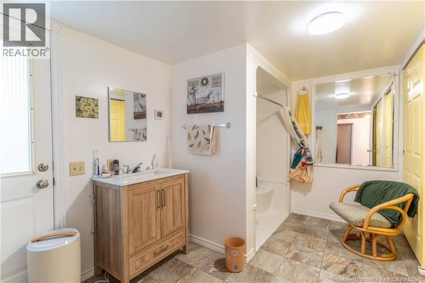 56 Aitken Avenue — photo 16 of 40