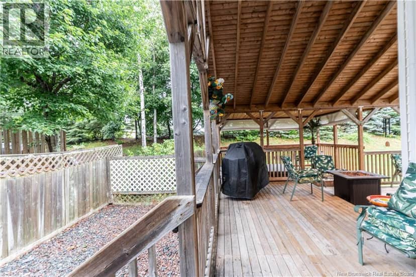 56 Aitken Avenue — photo 33 of 40
