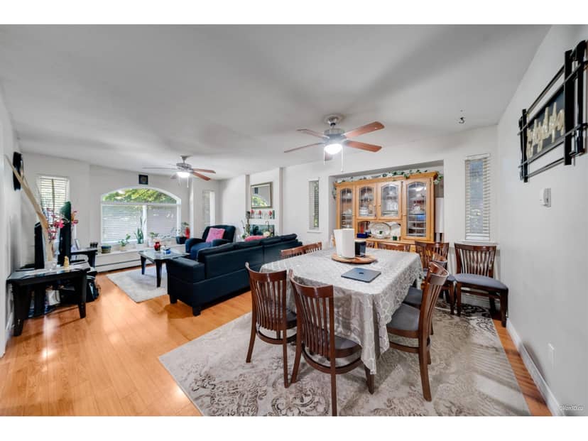 8863 KING GEORGE BOULEVARD, Surrey, photo 4
