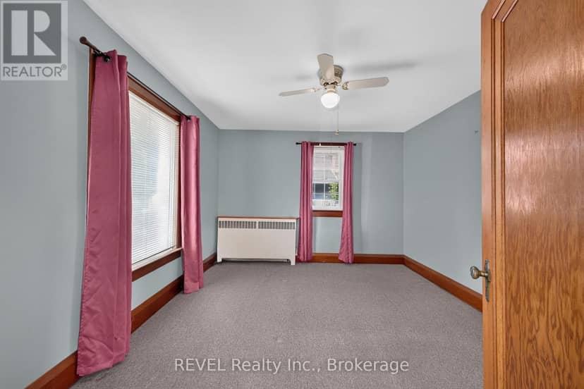 350 Phipps Street — photo 11 of 26