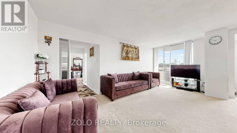 915 - 20 Edgecliff Golfway — photo 7 of 35