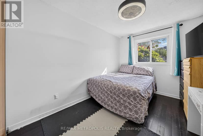 16 Stanbridge Court — photo 9 of 40