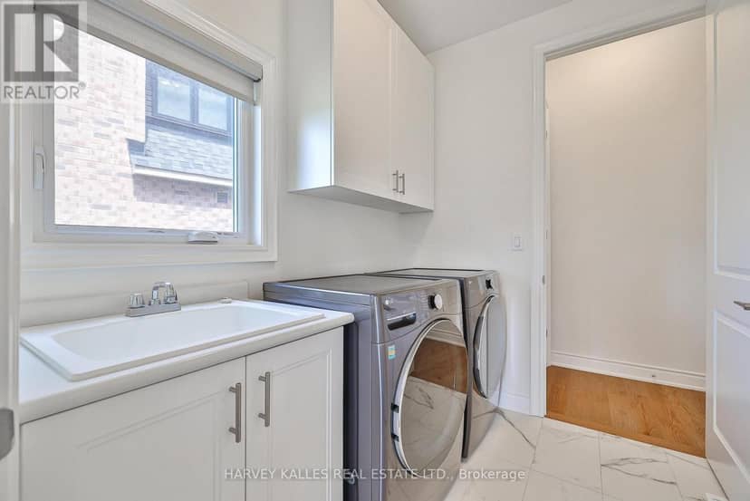 4 Meadow Vista Crescent — photo 24 of 39