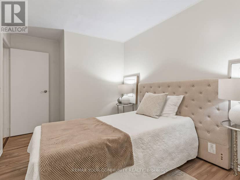 88 Dana Crescent — photo 23 of 33
