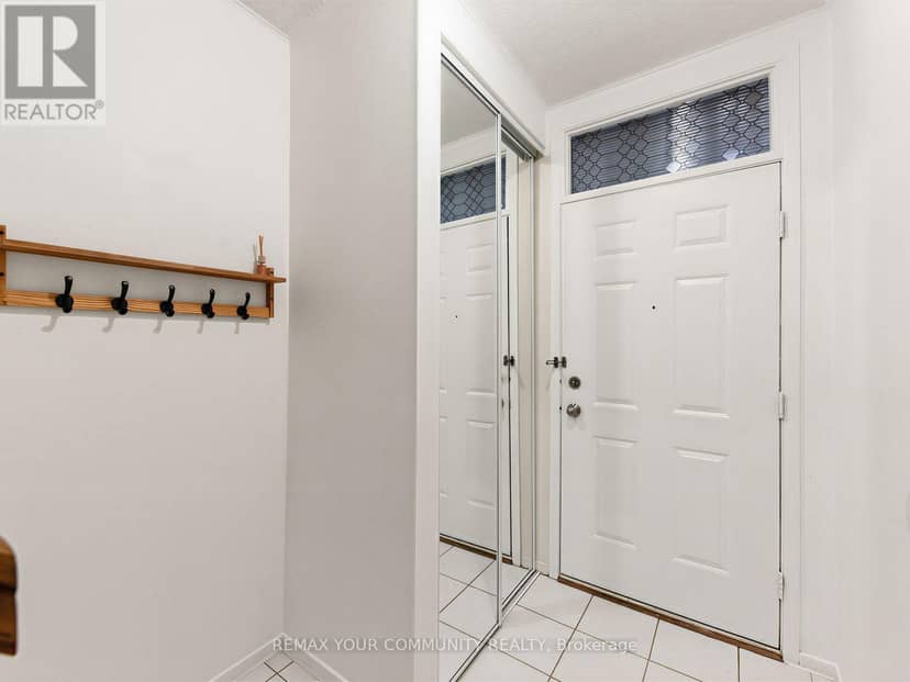 88 Dana Crescent — photo 4 of 33