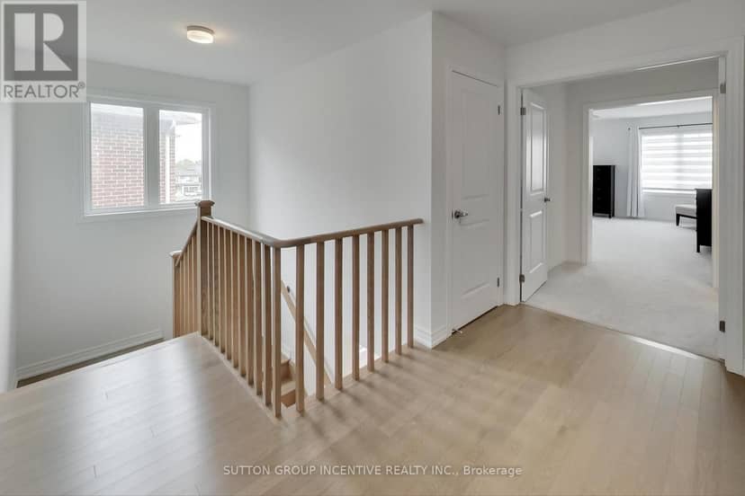 13 Abbey Crescent — photo 14 of 36