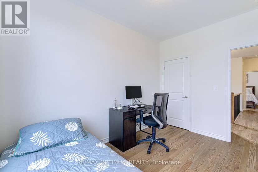 44 Bermondsey Way — photo 39 of 40